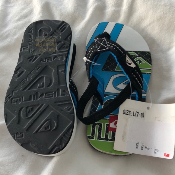 Toddler flip flops with elastic backs - Picture 2 of 3